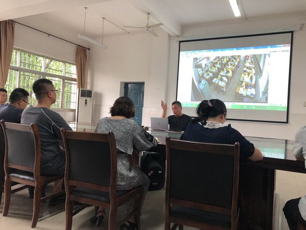 罗校主讲视频观察.jpg